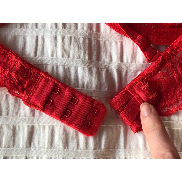 LaSenza Red Underwire Bralette - Picture 3 of 9